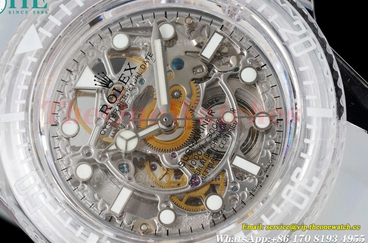 A2824 Acrylic F8F Skeleton Date No Submariner RU Dial 40MM 1210